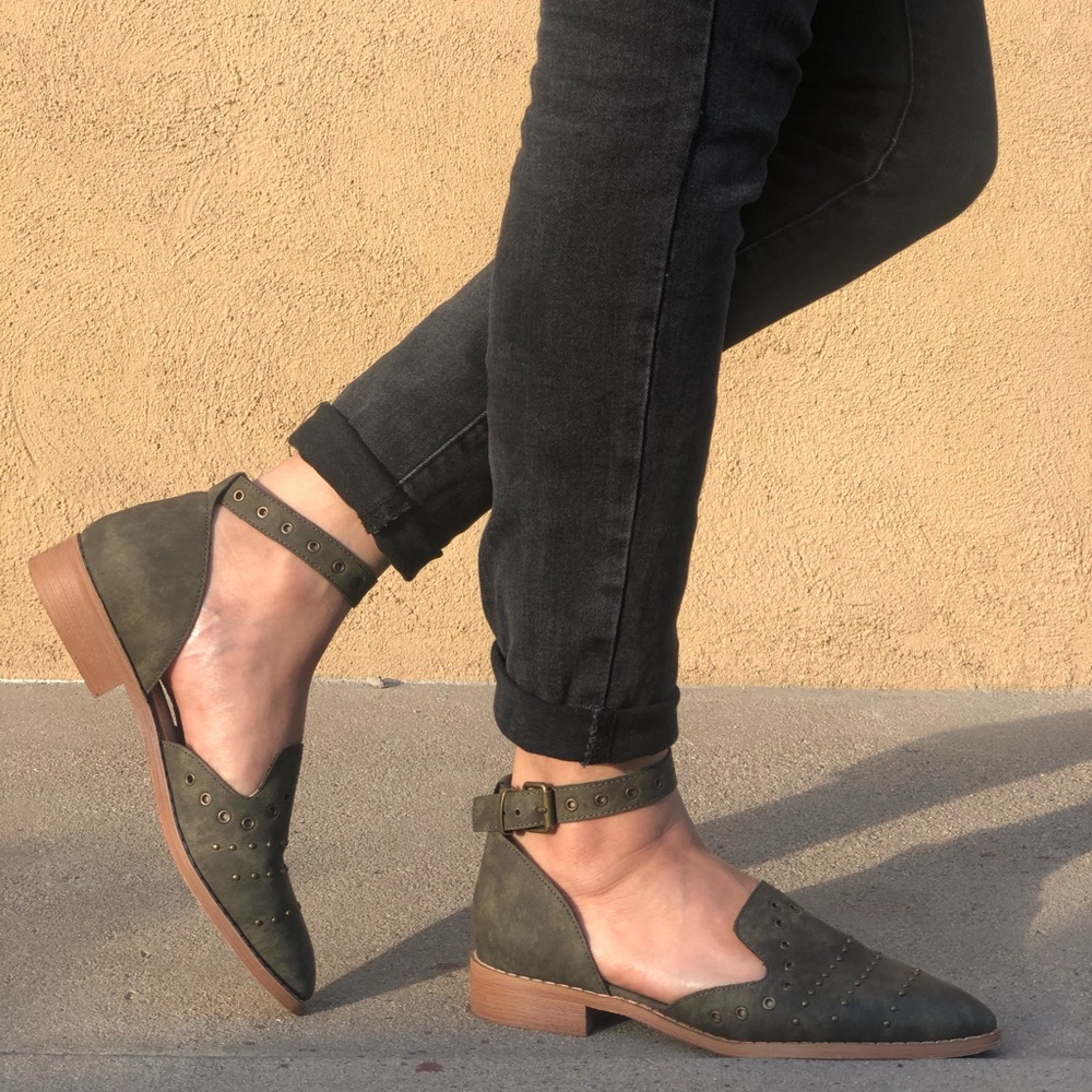 Montana Ankle Flat - Picture 2 of 3